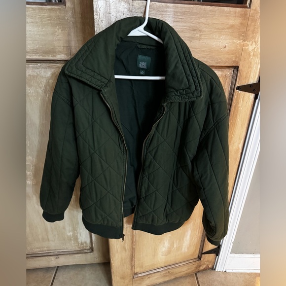 Beautiful Quilted Jacket
Immaculate condition - Picture 4 of 8